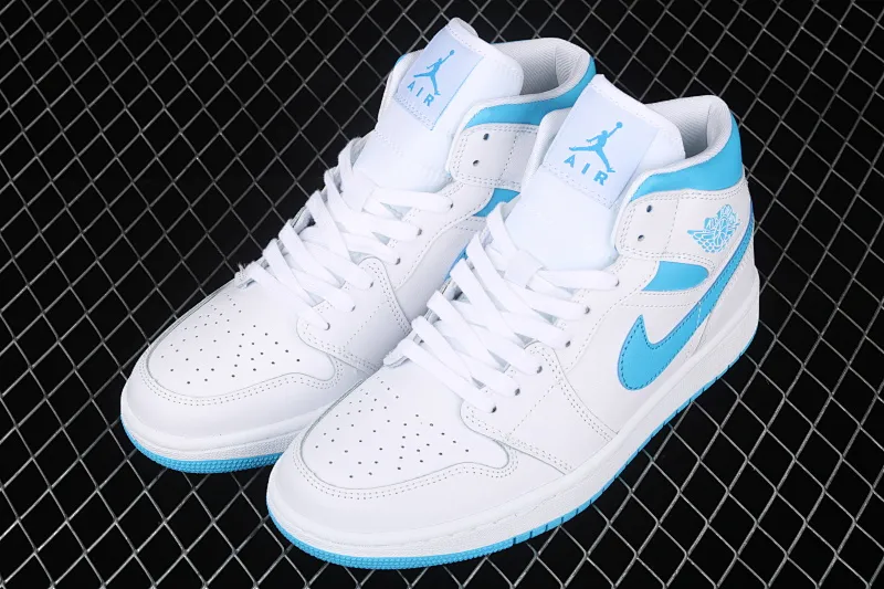 All Categories Air Jordan Jordan Series Basketball Shoes Air Jordan 1 Mid Air Jordan 1 Mid Carolina Blue AJ1 Joe 1 Lake Blue First Layer China Basketball Shoes BQ6472-114